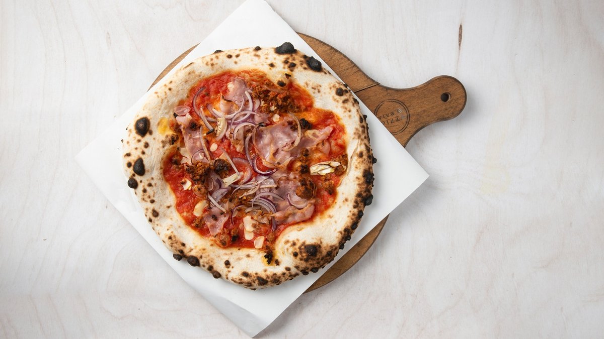 Carne pizza